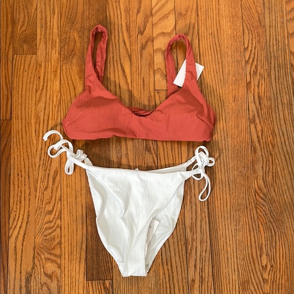 Andie Bikini Set Delray Top String Bottom Ribbed size M NWT Swimsuit - Picture 2 of 9